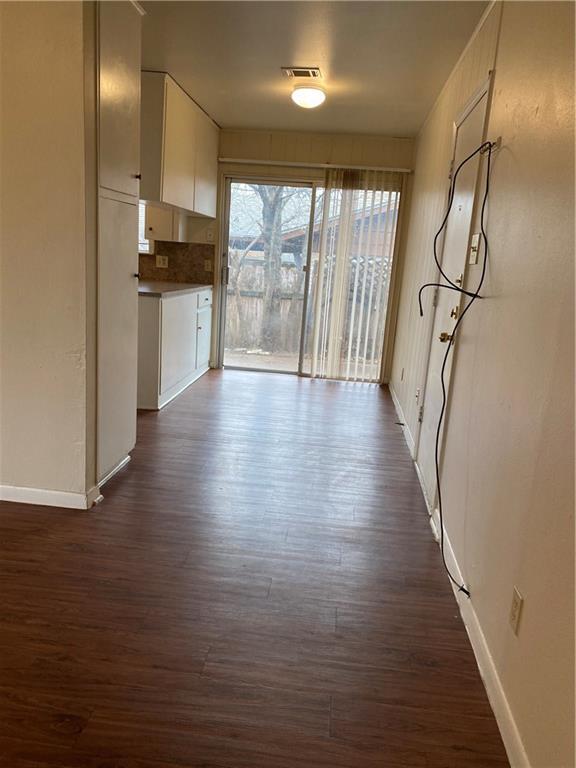 Foto del edificio - 8511 Dryfield Dr