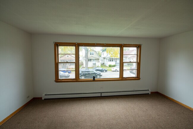 Front window. - 2141 N 74th Ave