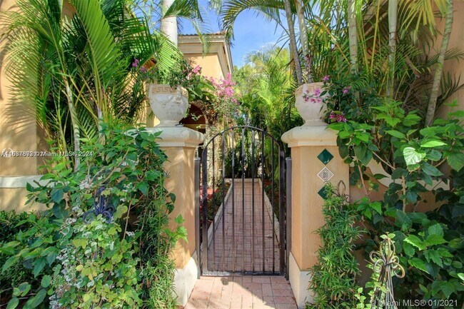 Foto del edificio - 5761 NW 122nd Way