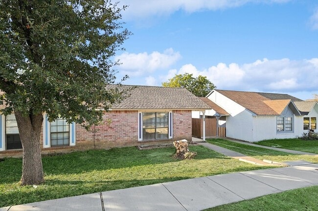 Photo - 6033 Dooley Dr Apartment