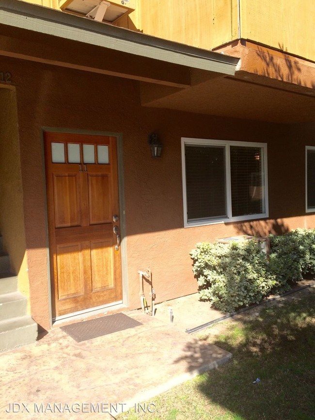 Building Photo - 2 br, 2 bath House - 390 N. 1ST STREET, #11