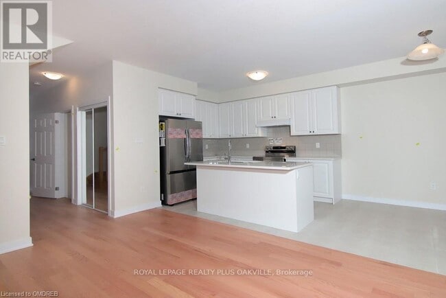 Building Photo - 21 Keelson St.