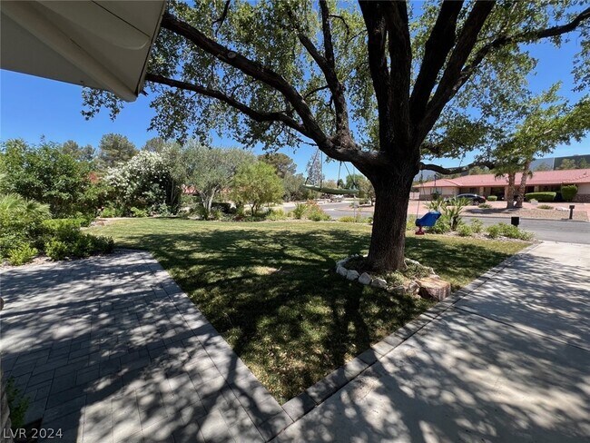Building Photo - 3310 W Mardon Ave