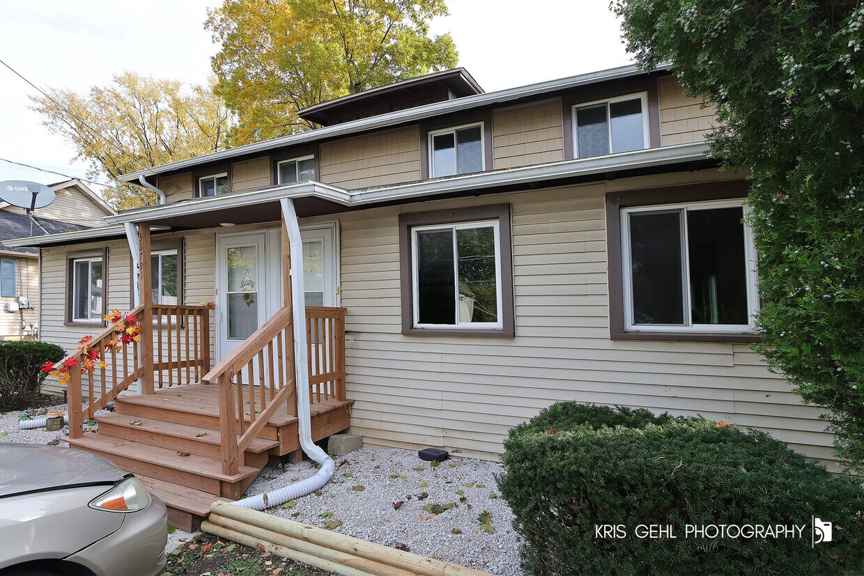 Foto principal - 33791 N Oak St