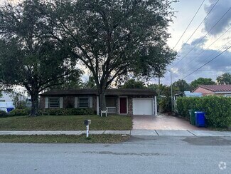 Building Photo - 1841 SW 46th Ave