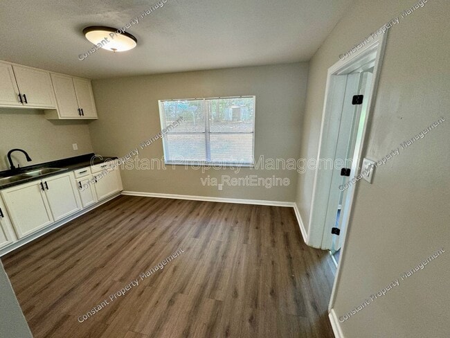Building Photo - 4738 Elkan Ave