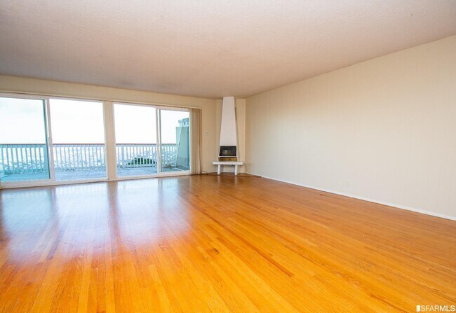 Foto del edificio - 477 Burnett Ave