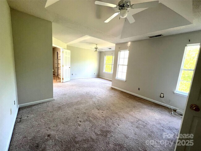 Foto del edificio - 7608 Henderson Park Rd
