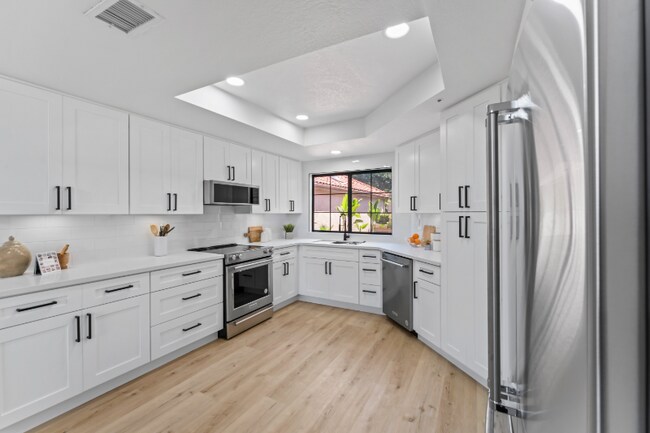 Foto del edificio - 29092 Laurel Valley Dr