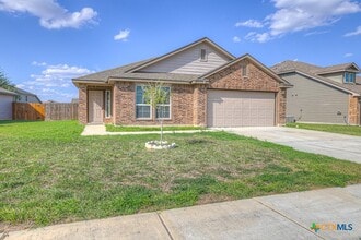 Building Photo - 1512 Doncaster Dr