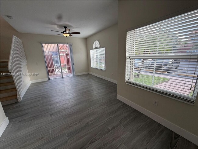 Photo - 6202 NW 112th Pl (Doral, FL) Townhome
