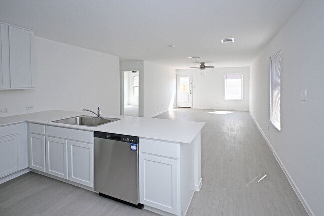 Building Photo - 7615 Adam Star