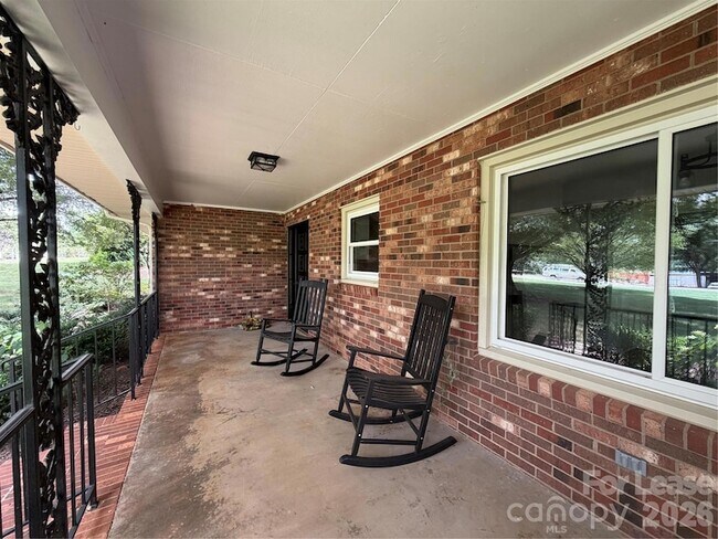Foto del edificio - 1130 Turnersburg Hwy
