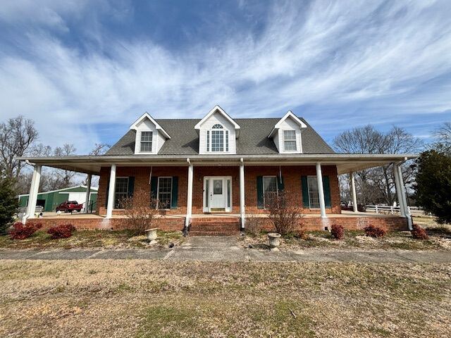 Foto del edificio - 156 Campground Rd