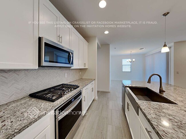 Foto del edificio - 17692 W Fetlock Trail