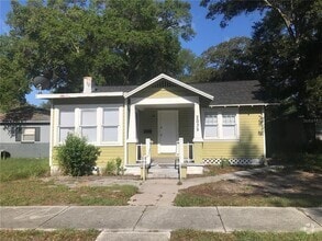 Building Photo - 2035 14th St S