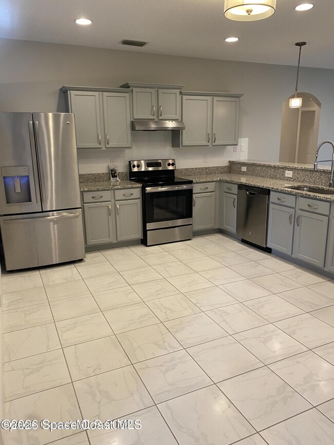 Building Photo - 5144 Ivory Way