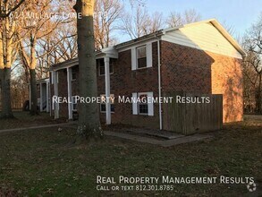 Building Photo - 613 Village Ln