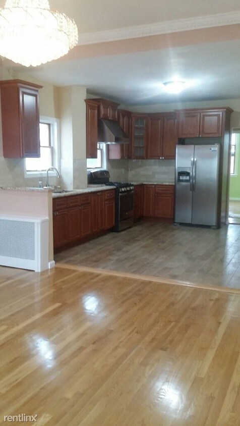 2 br, 1 bath - 127 Cleveland St - 2 br, 1 bath  - 127 Cleveland St