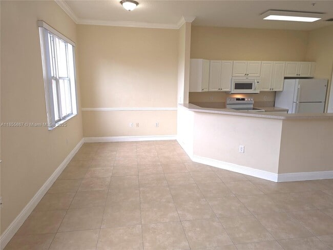 Foto del edificio - 4706 SW 160th Ave