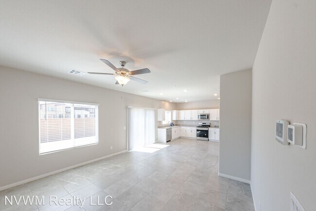 Building Photo - 4 br, 3 bath House - 7937 Diamond Sky Ave