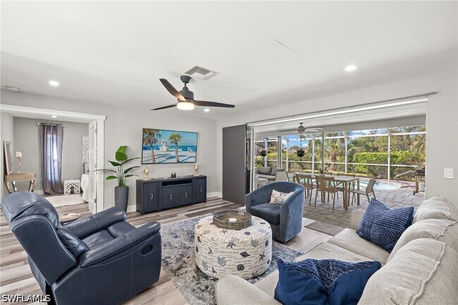 Foto del edificio - 248 Bay Meadows Dr