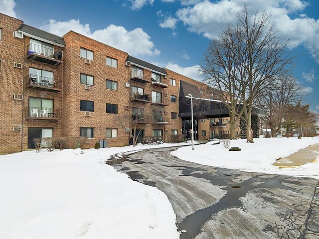 Primary Photo - 239 N Mill Rd