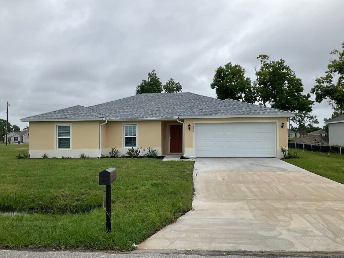 16056 Galiano Ct House Rental in Punta Gorda, FL