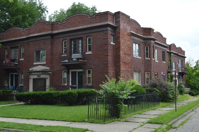 Building Photo - 910 Cumberland Ave