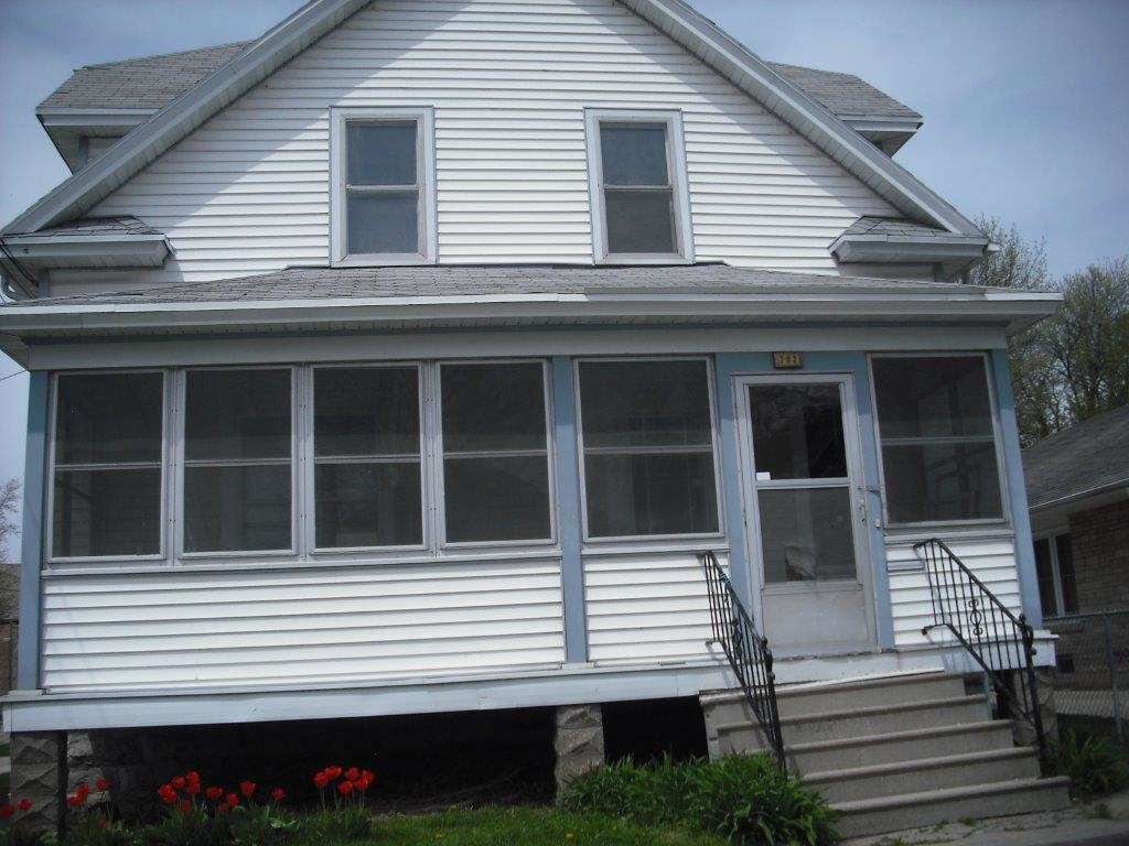 Primary Photo - 702 Washington Ave