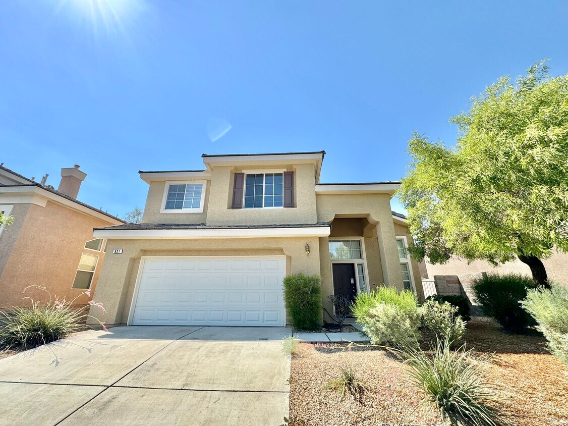 Primary Photo - 921 Siena Hills Ln