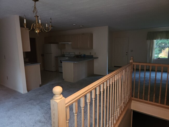 Building Photo - 667 Winesap Cir