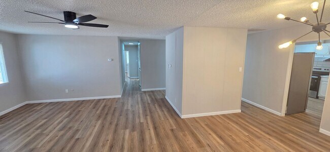 Foto del edificio - Spacious 3-Bedroom Single-Family Home in Willingboro – Prime Location!