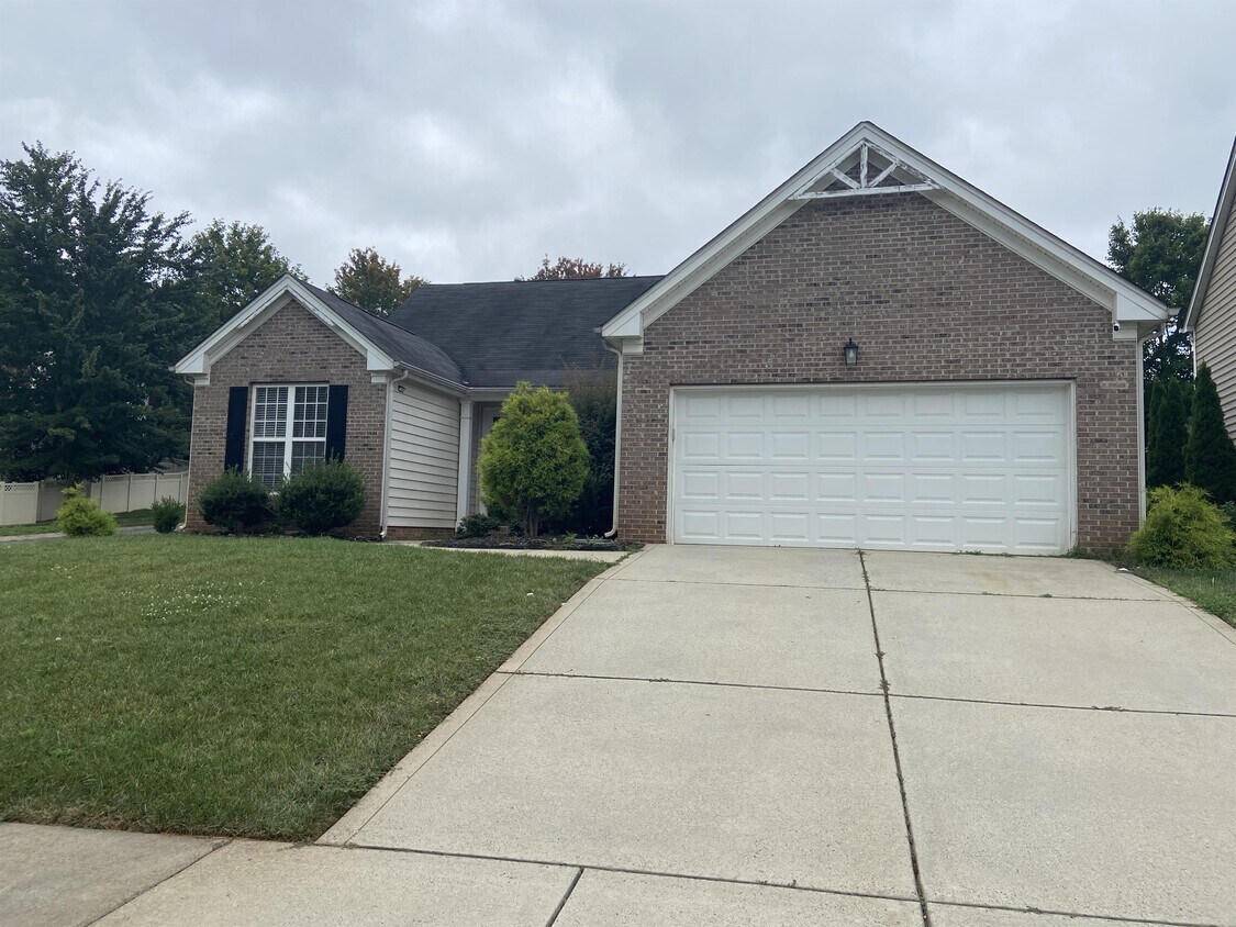 3936 Caldwell Ridge Pkwy, Charlotte, NC 28213 House Rental in