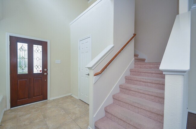 Foto del edificio - 24542 Folkstone Cir
