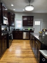 Building Photo - 273 Dorchester St