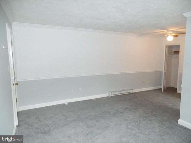 Building Photo - 1400 N Kenilworth St