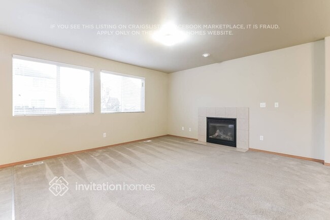 Building Photo - 17729 16th Ave E