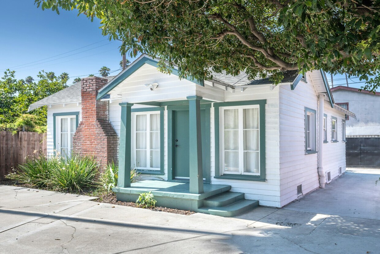Foto principal - 3435 Arlington Ave
