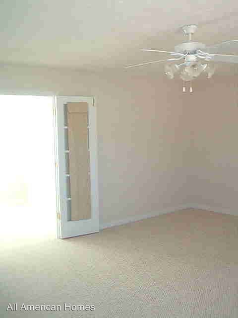 Building Photo - 485 Arlington Dr