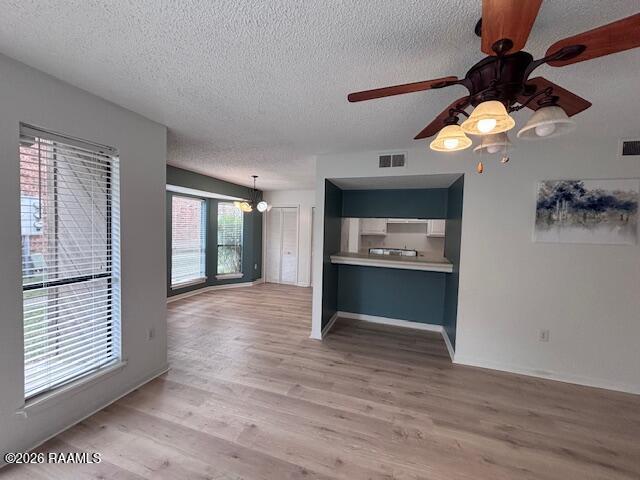 Building Photo - 1983 S Brightside View Dr