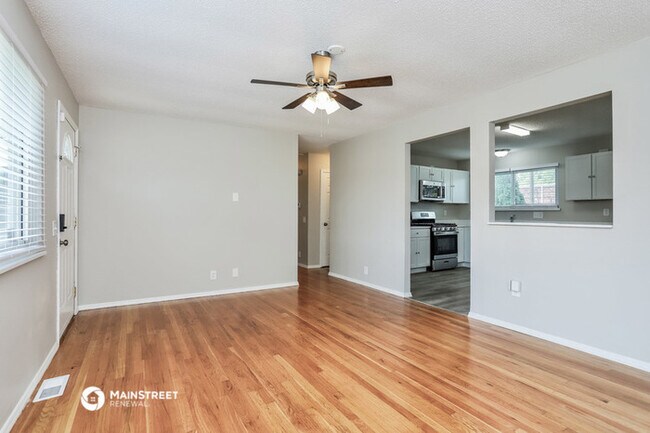 Building Photo - 2145 Rivoli Pl