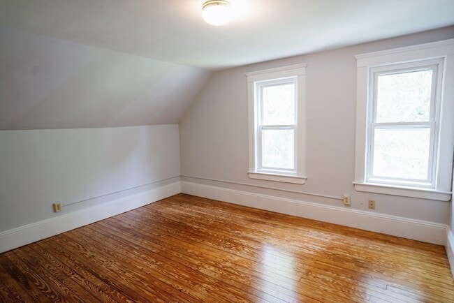 Building Photo - 315 Lafayette St