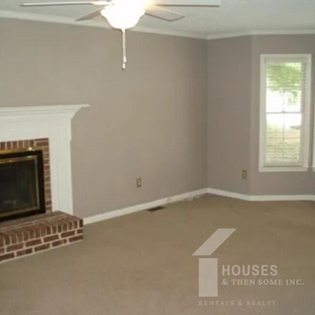 Foto del edificio - 3 McBee Chapel Rd