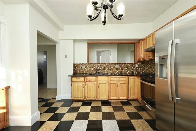 Foto del edificio - 488 Pleasant St