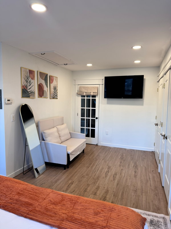 Foto del edificio - 219 Culver Ave