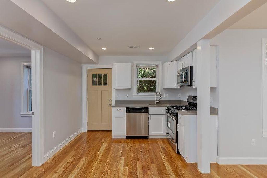 Foto principal - 721 Parker St