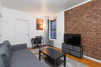 Building Photo - 1213 Park Ave