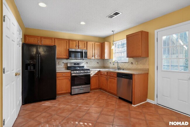 Building Photo - 3457 Waldrop Creek Trail