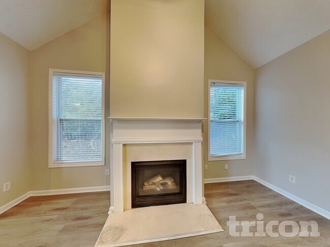 Foto del edificio - 2350 Dalton Park